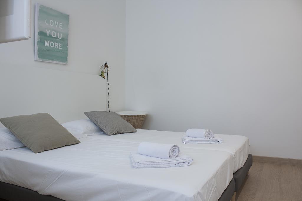 Flateli Roger 6 Apartment Barcelona Ngoại thất bức ảnh