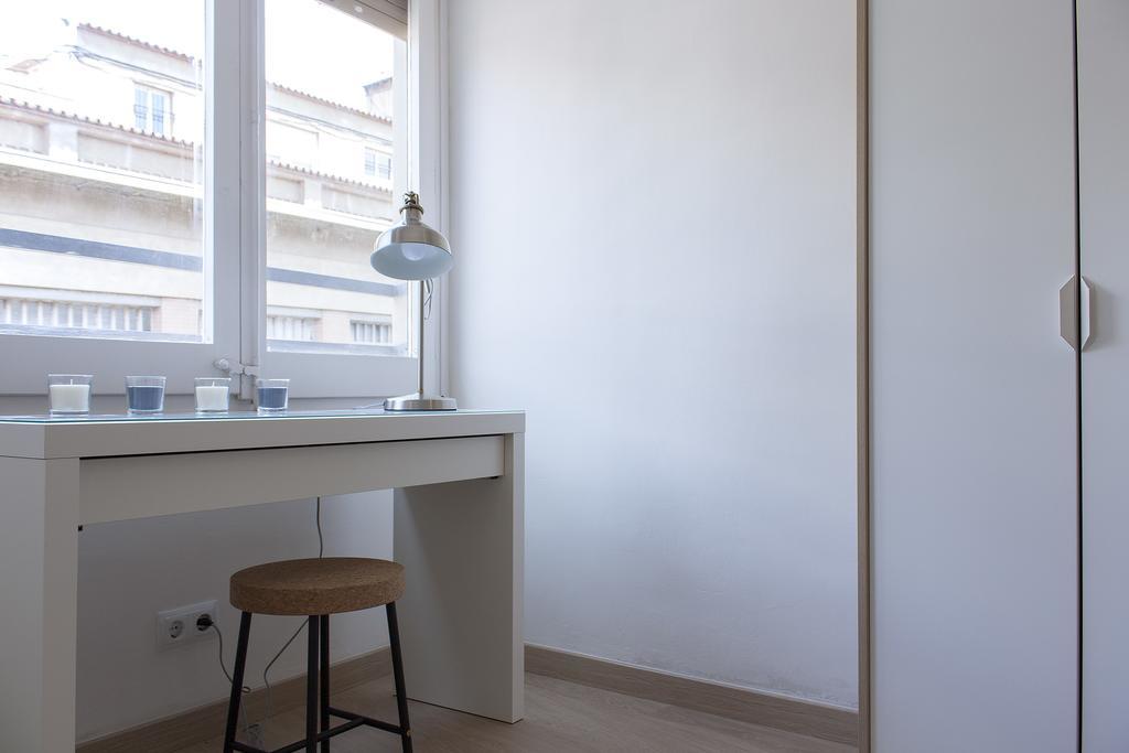Flateli Roger 6 Apartment Barcelona Ngoại thất bức ảnh