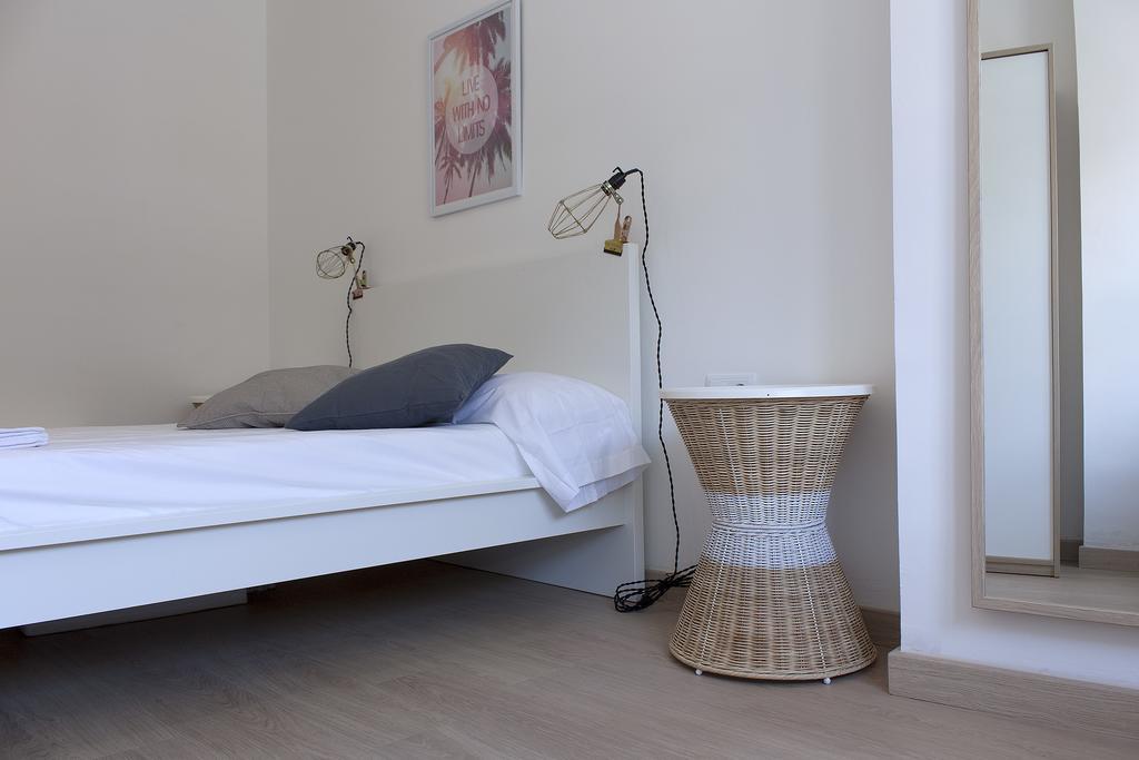 Flateli Roger 6 Apartment Barcelona Ngoại thất bức ảnh