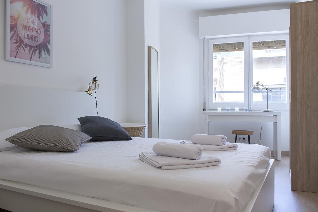 Flateli Roger 6 Apartment Barcelona Ngoại thất bức ảnh