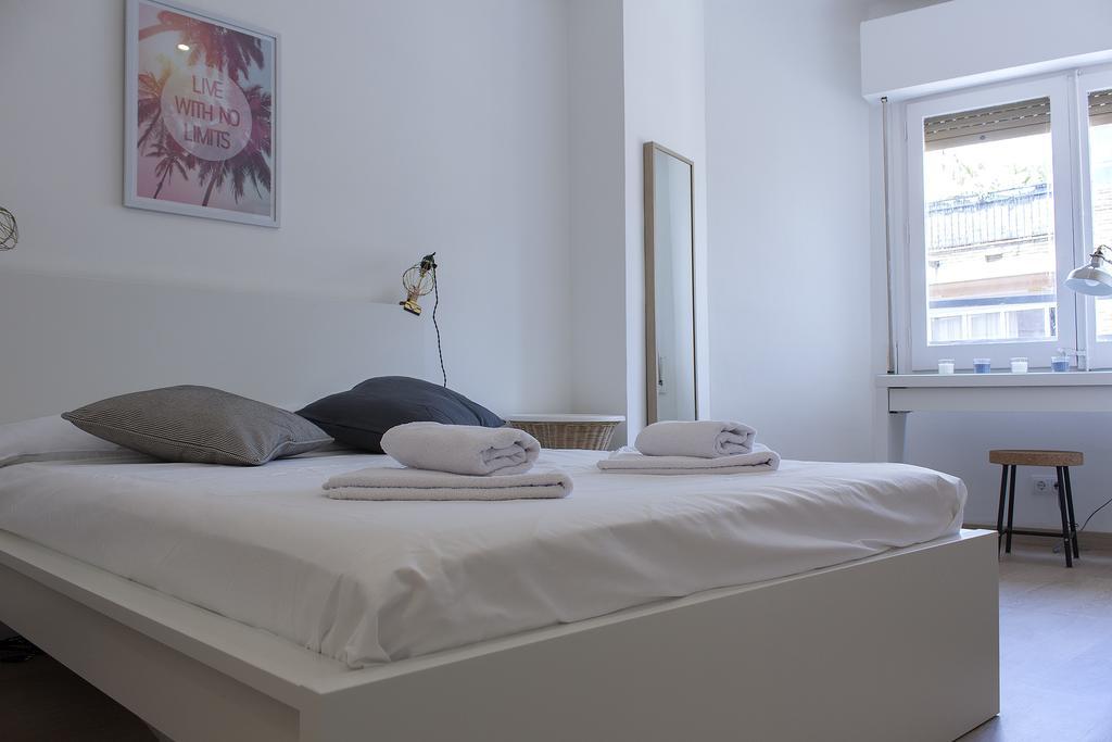 Flateli Roger 6 Apartment Barcelona Ngoại thất bức ảnh